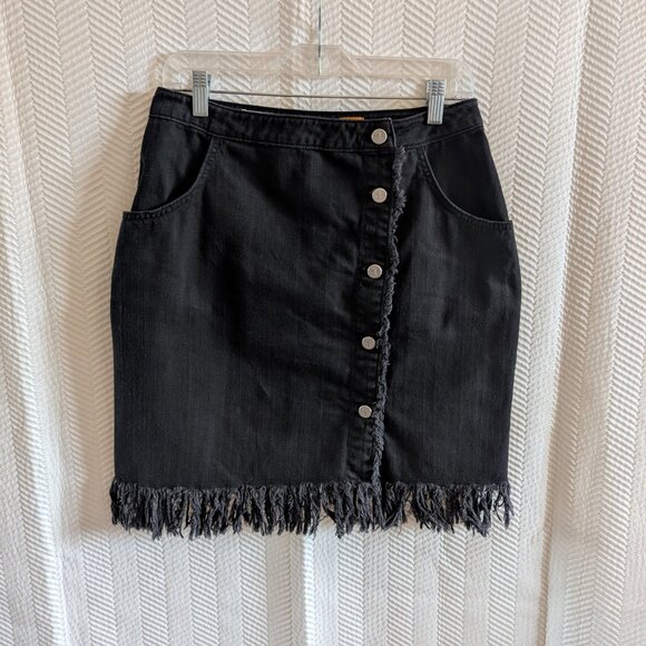 Pilcro Anthropologie Black Denim Button-Down Fray Hem Skirt Size 8 - Picture 1 of 8